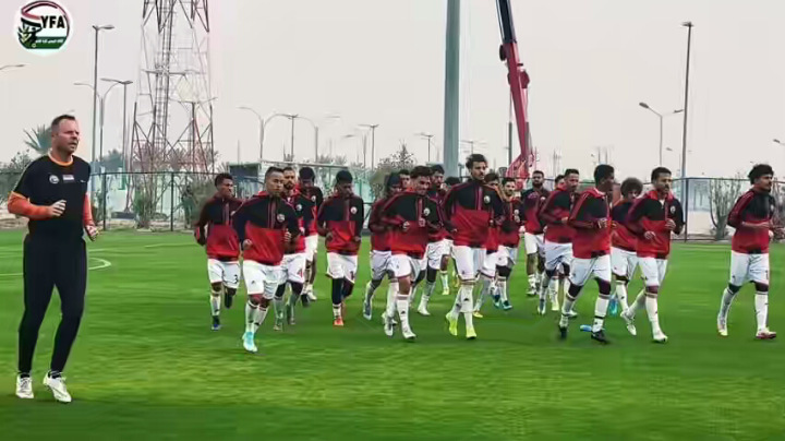 استعداداً لخليجي 25.. المنتخب الوطني ينفذ حصة تدريبية في مدينة البصرة العراقية