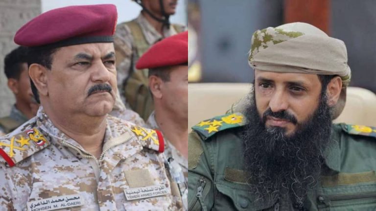 قائد الحزام الأمني يطمئن على صحة وزير الدفاع في عدن