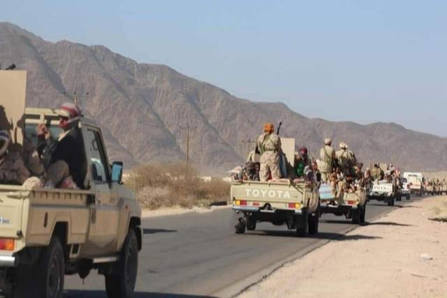 قوات دفاع شبوة تكسر هجوم حوثي عنيف على مرخة العليا