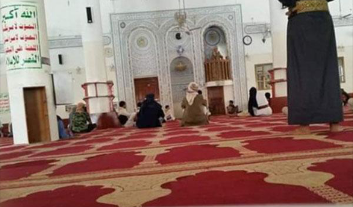 الحوثية تستبدل قيمي مساجد صنعاء بموالين لها