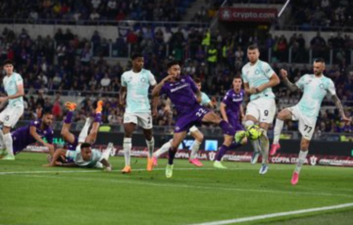 إنتر ميلان يقلب الطاولة على فيورنتينا ويتوج بطلًا لـ كأس إيطاليا 1 إنتر ميلان يقلب الطاولة على فيورنتينا ويتوج بطلًا لـ كأس إيطاليا