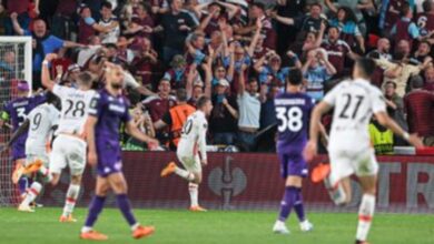 يونايتد الإنجليزي يتوج بلقب دوري المؤتمر الأوروبي