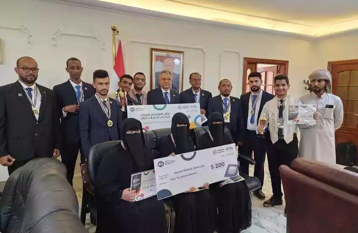 منتخبنا الوطني يتوج بطلاً في الاولمبياد العربي للذكاء الاصطناعي