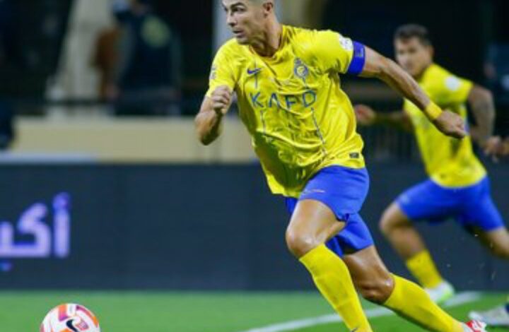 رونالدو يقود النصر للفوز بخماسية على الفتح 1 رونالدو يقود النصر للفوز بخماسية على الفتح