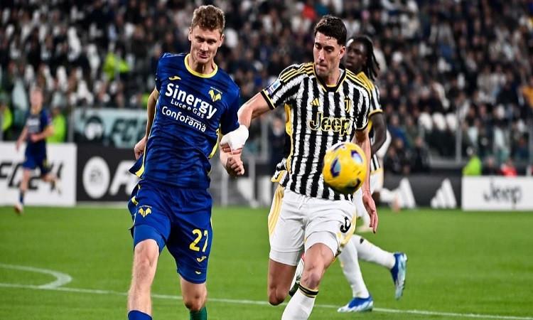 يوفنتوس يحقق فوزا قاتلا على فيرونا ويتصدر الدوري الإيطالي
