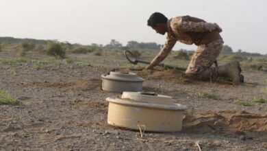 "اونمها": إصابة 7 مدنيين بينهم طفلين بانفجار الغام حوثية بالحديدة