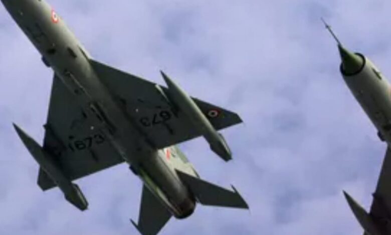 التحالف الدولي يستهدف مواقع حوثية جنوب وشمال الحديدة 1 التحالف الدولي يستهدف مواقع حوثية جنوب وشمال الحديدة