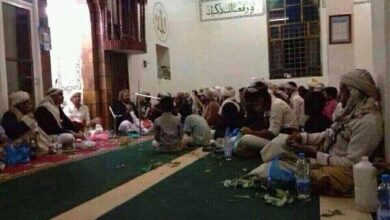 مليشيا الحوثي تمنع صلاة التراويح في مساجد الحديدة