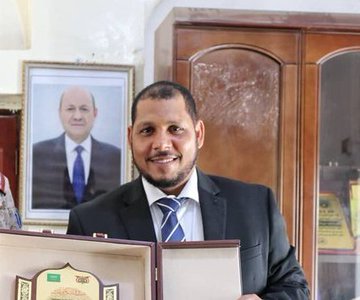 المحافظ الثقلي يبحث مع فريق سلمان للاغاثة التدخلات في القطاعين الزراعي والسمكي 1 المحافظ الثقلي يبحث مع فريق سلمان للاغاثة التدخلات في القطاعين الزراعي والسمكي