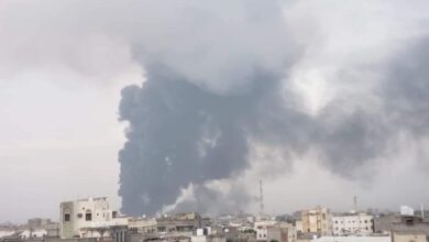 الطيران الإسرائيلي يقصف محطة كهرباء وميناء رأس عيسى في الحديدة