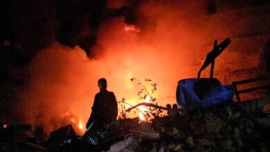 استشهاد فلسطينيين وإصابة آخرين في قصف للاحتلال على غزة 10 استشهاد فلسطينيين وإصابة آخرين في قصف للاحتلال على غزة