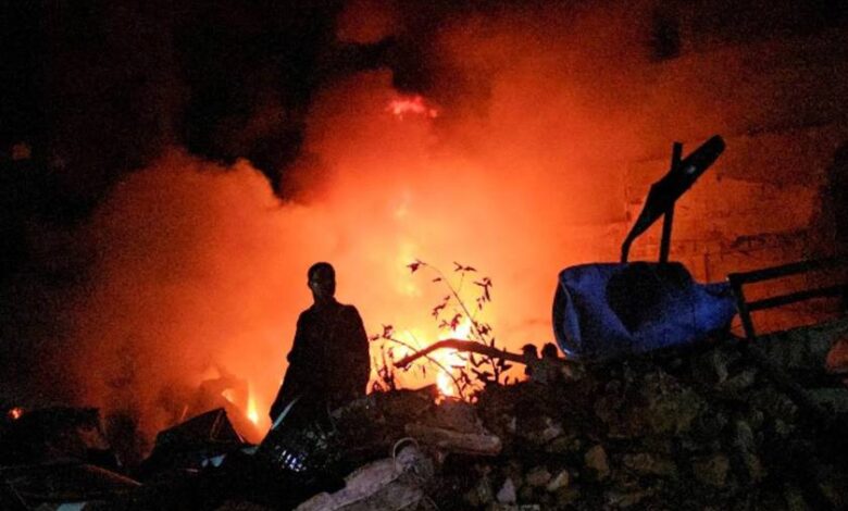 استشهاد فلسطينيين وإصابة آخرين في قصف للاحتلال على غزة 1 استشهاد فلسطينيين وإصابة آخرين في قصف للاحتلال على غزة