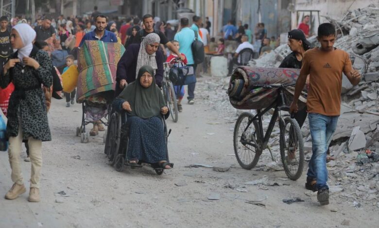 نزوح قسري جديد لمئات الفلسطينيين من منطقتين في غزة بسبب "أوامر إخلاء" للاحتلال 1 نزوح قسري جديد لمئات الفلسطينيين من منطقتين في غزة بسبب "أوامر إخلاء" للاحتلال