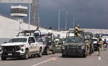 مقتل واصابة 13 شخص في أعمال شغب بسجن جنوبي المكسيك 6 مقتل واصابة 13 شخص في أعمال شغب بسجن جنوبي المكسيك