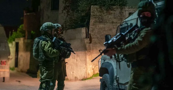 الضفة الغربية.. إصابة فلسطيني برصاص الاحتلال الإسرائيلي في الخليل 1 الضفة الغربية.. إصابة فلسطيني برصاص الاحتلال الإسرائيلي في الخليل