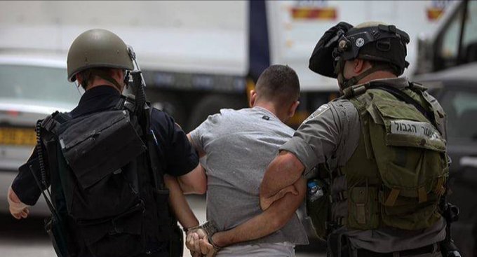 الاحتلال الإسرائيلي يواصل اعتقال أكثر من 350 طفلًا فلسطينيًا