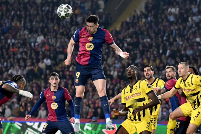 برشلونة يكتسح دورتموند ويقترب من نصف النهائي الأوروبي