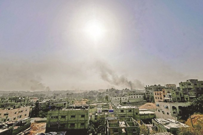 ارتفاع حصيلة الشهداء في قطاع غزة إلى 56 مع تواصل القصف الإسرائيلي 1 ارتفاع حصيلة الشهداء في قطاع غزة إلى 56 مع تواصل القصف الإسرائيلي