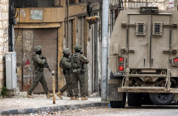 جرحى فلسطينيون برصاص الاحتلال خلال اعتداء للمستوطنين على بلدة كفر مالك 1 جرحى فلسطينيون برصاص الاحتلال خلال اعتداء للمستوطنين على بلدة كفر مالك