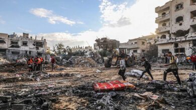 غارات إسرائيلية تستهدف مدرستين تؤويان نازحين في غزة وجباليا تخلف شهداء وجرحى