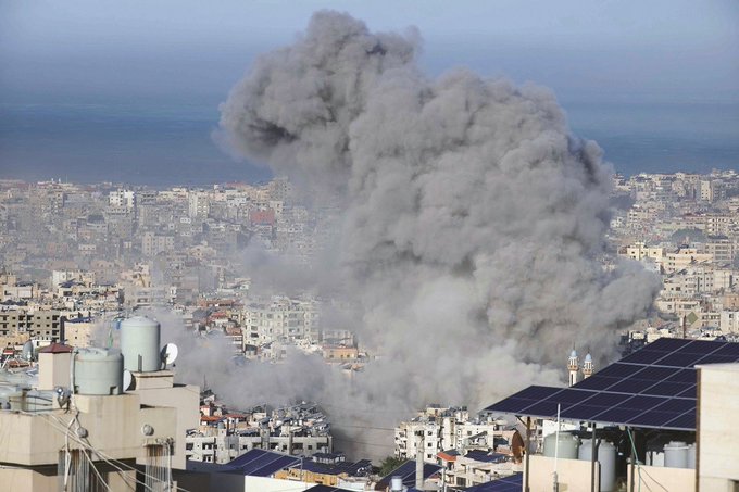 مجازر الاحتلال مستمرة في غزة: 60 شهيدًا بينهم عائلات نازحة