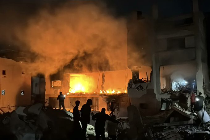 130 شهيدًا في غزة خلال 24 ساعة جراء قصف الإحتلال المكثف