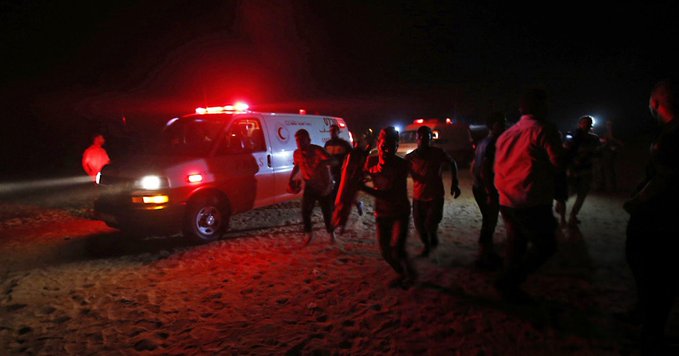 غارات للاحتلال على غزة ودير البلح تتسبب باستشهاد 9 فلسطينيين 1 غارات للاحتلال على غزة ودير البلح تتسبب باستشهاد 9 فلسطينيين