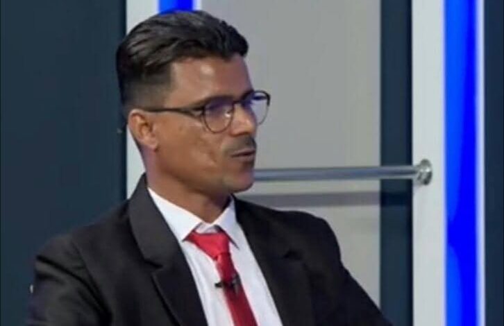 الحوثي يعيش مراحل متقدمة من الإنهيار والشرعية أمام فرصة لإنهاء الإنقلاب فهل تفعل؟ 1 الحوثي يعيش مراحل متقدمة من الإنهيار والشرعية أمام فرصة لإنهاء الإنقلاب فهل تفعل؟