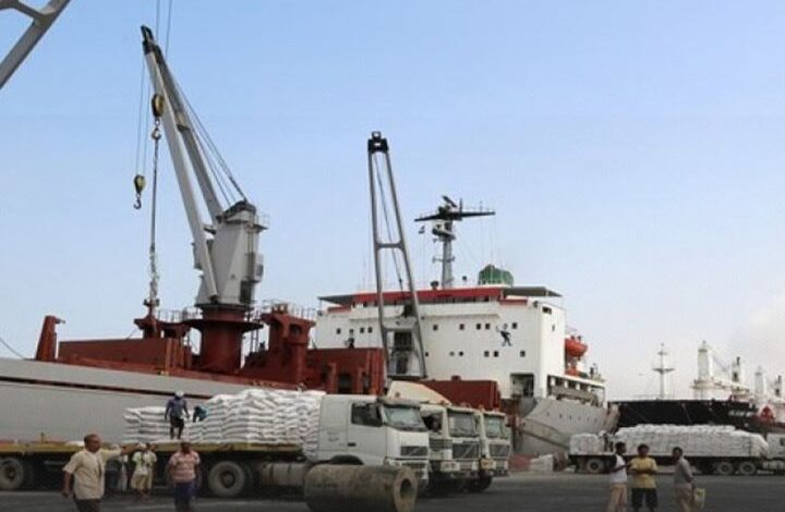 منصة بريطانية تكشف كيف يمرر الحوثيون الوقود إلى الحديدة رغم العقوبات 1 منصة بريطانية تكشف كيف يمرر الحوثيون الوقود إلى الحديدة رغم العقوبات