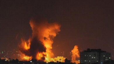 الاحتلال الإسرائيلي يشن غارات مكثفة على قطاع غزة