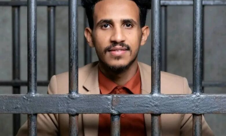 مليشيا الحوثي تختطف مصورًا وثق انهيار مبنى دار الحكومة في يريم