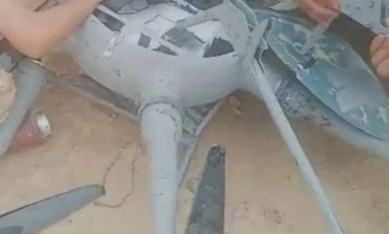 إسقاط طائرة مسيرة حوثية في جبهة اللعيرف بمأرب 1 إسقاط طائرة مسيرة حوثية في جبهة اللعيرف بمأرب