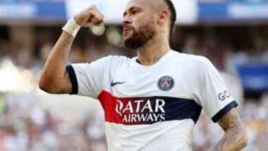 باريس سان جيرمان يوافق على انتقال نيمار للهلال السعودي