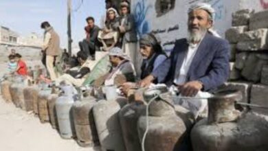 مليشيا الحوثي تفتعل أزمة غاز منزلي في إب