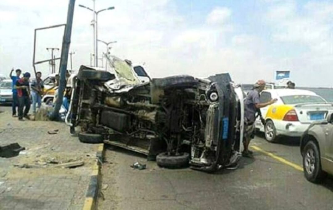 حوادث المرور تحصد 35 روحاً وتخلف 137 مصاباً في المحافظات المحررة