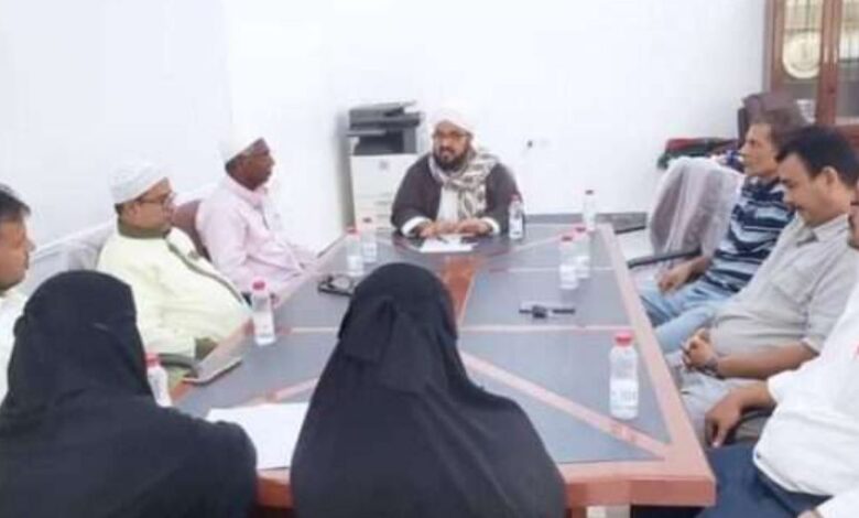 إجتماع يناقش سير العملية التعليمية بالمعهد العالي للتوجيه والإرشاد بعدن 1 إجتماع يناقش سير العملية التعليمية بالمعهد العالي للتوجيه والإرشاد بعدن 