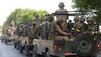 مقتل 16جنديا بهجوم لمسلّحين في باكستان 10 مقتل 16جنديا بهجوم لمسلّحين في باكستان