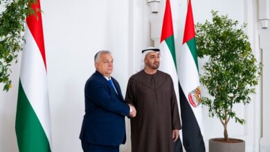 رئيس الإمارات ورئيس الوزراء المجري يبحثان تطور العلاقات الثنائية