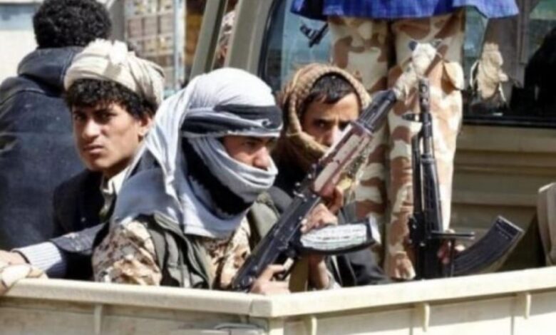 اقتحام حوثي مسلح يصيب امرأة وطفلاً ويشعل غضباً قبلياً في ذمار 1 اقتحام حوثي مسلح يصيب امرأة وطفلاً ويشعل غضباً قبلياً في ذمار