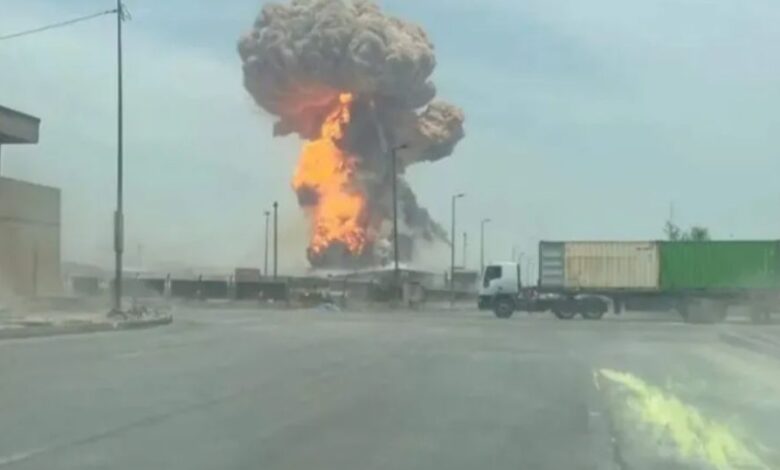 انفجار ضخم يهز ميناء رجائي في إيران وأكثر من 500 مصاب حتى اللحظة
