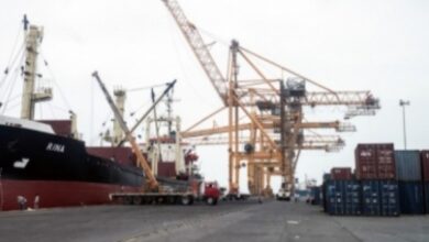الغذاء العالمي: ارتفاع واردات المواد الغذائية إلى ميناءئ الحديدة والصليف بنسبة 14%