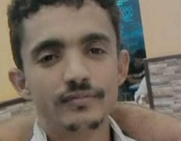 وفاة شاب يمني بصاعقة رعدية أثناء عمله في جازان 1 وفاة شاب يمني بصاعقة رعدية أثناء عمله في جازان