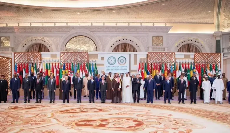 بيان قمة الرياض يطالب بحظر تصدير الأسلحة لإسرائيل
