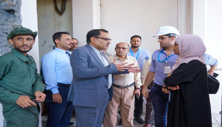وزير الزراعة والري يدشن مشروع تأهيل مبنى الأصطياد السمكي في التواهي بعدن 1 وزير الزراعة والري يدشن مشروع تأهيل مبنى الأصطياد السمكي في التواهي بعدن
