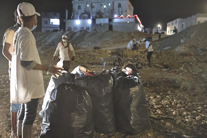 تدشين حملة نظافة واسعة في حديبو لتحسين المشهد الحضري في سقطرى 1 تدشين حملة نظافة واسعة في حديبو لتحسين المشهد الحضري في سقطرى