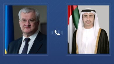 وزير الخارجية الإماراتي يبحث مع نظيره الأوكراني علاقات التعاون بين البلدين
