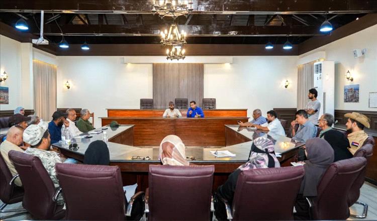 مدير صيرة يدعو المكاتب التنفيذية للعمل بروح الفريق والارتقاء بمستوى الخدمات