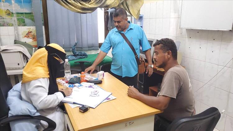 عدن تحتضن ختام مخيم طبي مجاني في التواهي لخدمة مرضى الأمراض المزمنة 1 عدن تحتضن ختام مخيم طبي مجاني في التواهي لخدمة مرضى الأمراض المزمنة