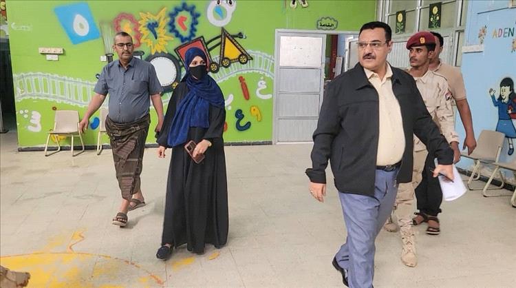 عدن.. الداؤودي يؤكد إهتمام السلطة المحلية برياض الأطفال 1 عدن.. الداؤودي يؤكد إهتمام السلطة المحلية برياض الأطفال