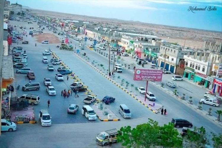 شرطة عتق تضبط متهم بتصنيع وترويج الخمور في شبوة